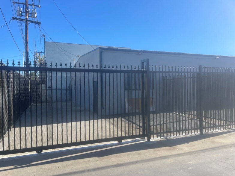 9617 Alpaca St, South El Monte, CA for lease - Building Photo - Image 2 of 14