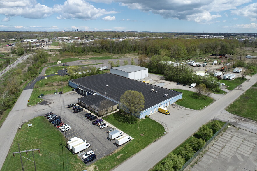 350 Commerce Dr, Rochester, NY for lease - Aerial - Image 1 of 9