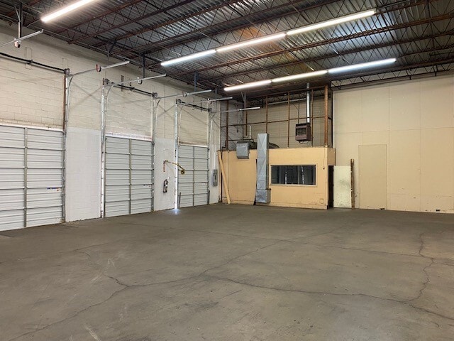 1102 Old Stage Rd, Simpsonville, SC for lease - Interior Photo - Image 2 of 5