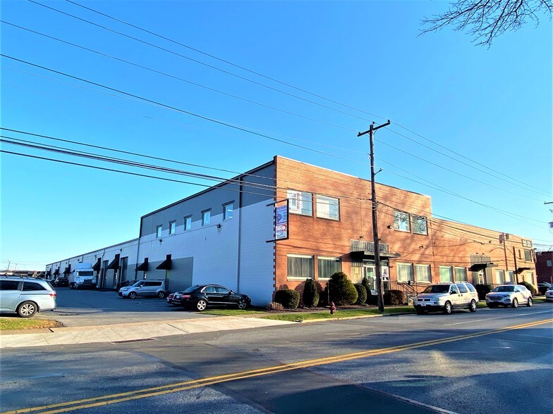 3525 N 6th St, Harrisburg, PA 17110