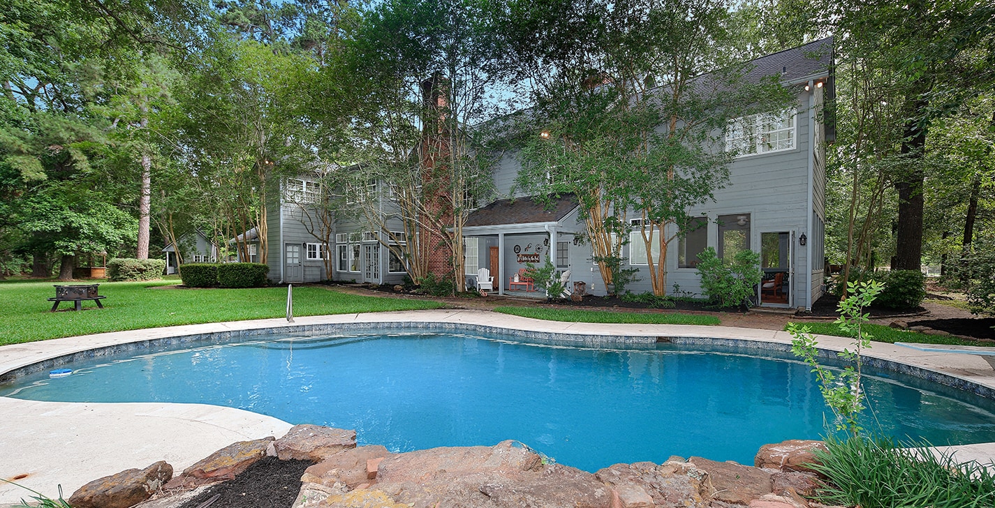 15598 Bedford Ln, Conroe, TX for sale Primary Photo- Image 1 of 65