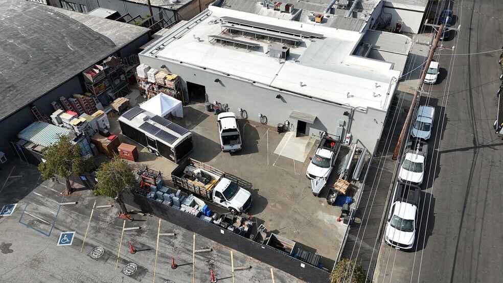 947 Washington St, San Carlos, CA for lease - Building Photo - Image 2 of 10