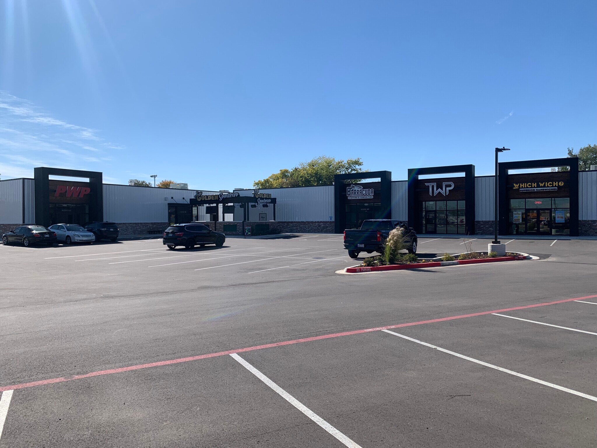 802 W Main St, Jenks, OK for sale Primary Photo- Image 1 of 1