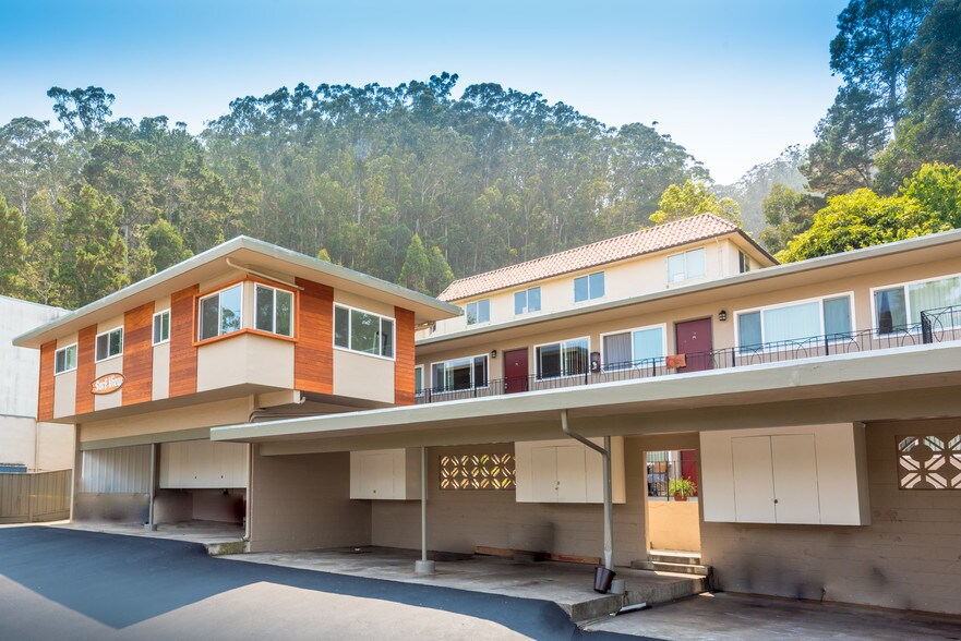 1580 Higgins Way, Pacifica, CA for sale - Building Photo - Image 1 of 1
