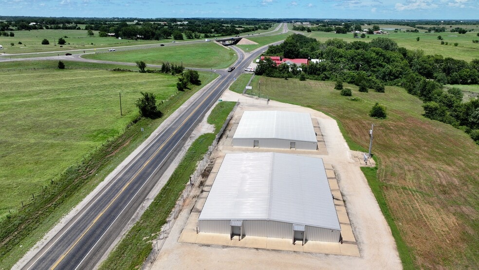 205 TX-237 Hwy, Burton, TX for sale - Building Photo - Image 2 of 5