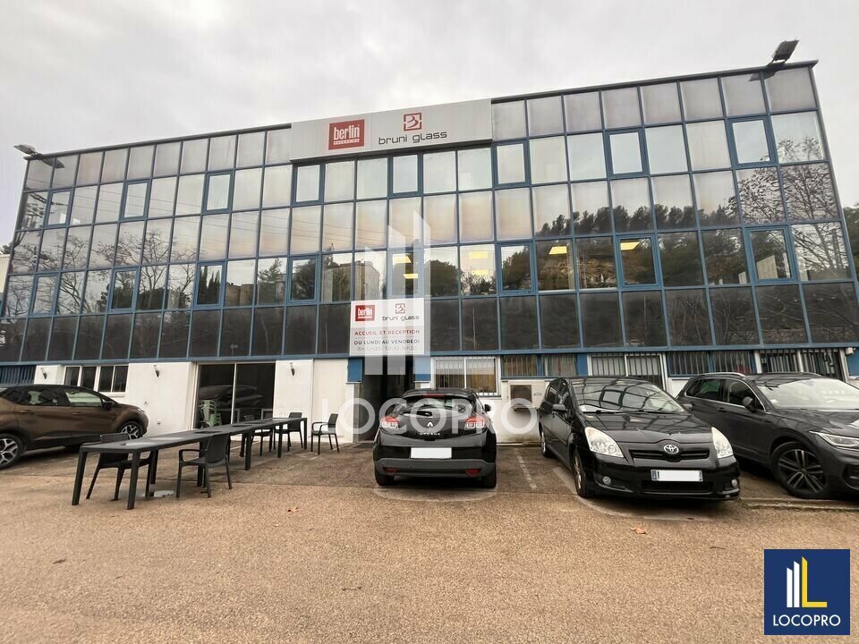 Industrial in Contes for lease Building Photo- Image 1 of 7