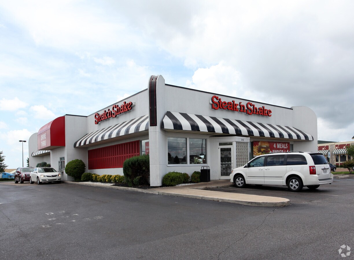 253 W Goodman Rd, Southaven, MS 38671