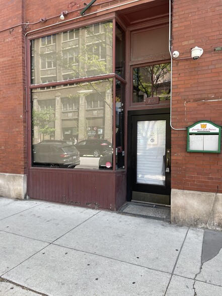 733 S Dearborn St, Chicago, IL for lease - Building Photo - Image 3 of 3