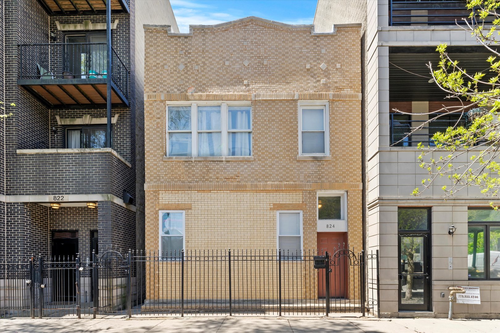 824 N California Ave, Chicago, IL for sale Primary Photo- Image 1 of 1