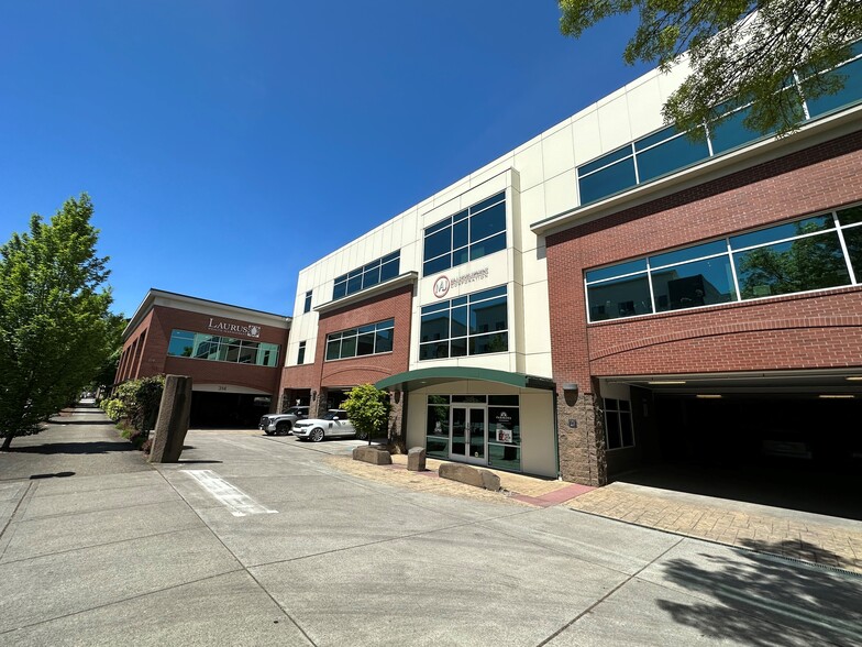 300 W 15th St, Vancouver, WA for lease - Building Photo - Image 2 of 26