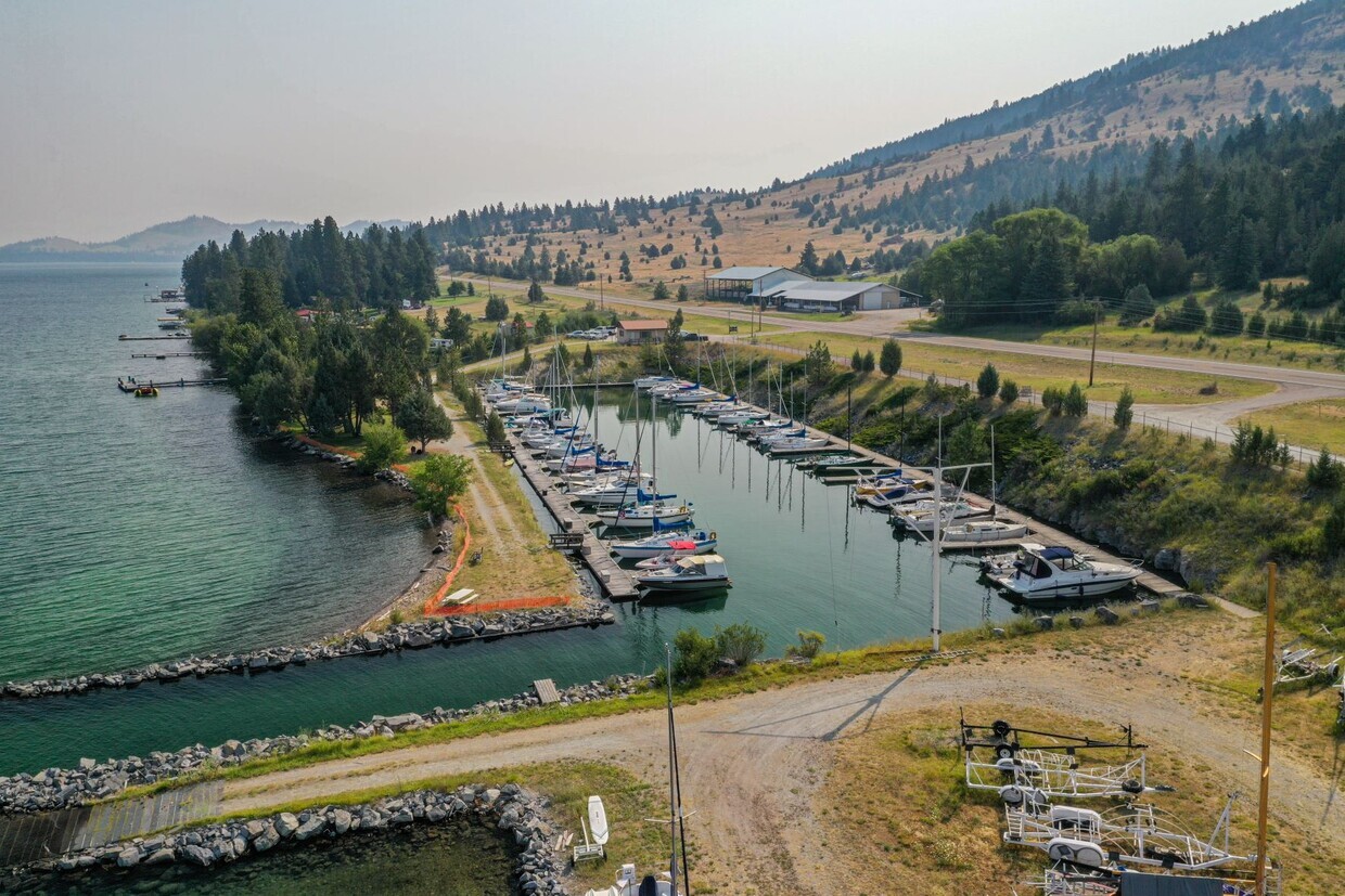 US-93 - Sail Inn Marina, Big Arm, MT for sale Primary Photo- Image 1 of 1