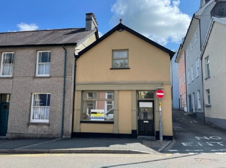 11 New Rd, Llandeilo for sale - Building Photo - Image 1 of 1