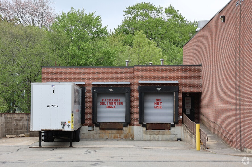 97 Main St, North Reading, MA for sale - Building Photo - Image 3 of 5