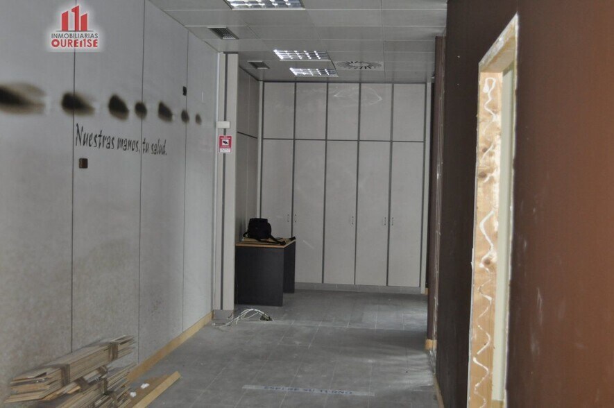 Retail in San Cibrao das Viñas, Orense for lease - Building Photo - Image 3 of 12