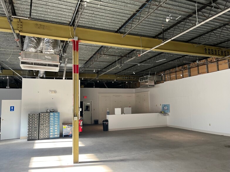 115 NW 44th St, Oklahoma City, OK for sale - Interior Photo - Image 3 of 10