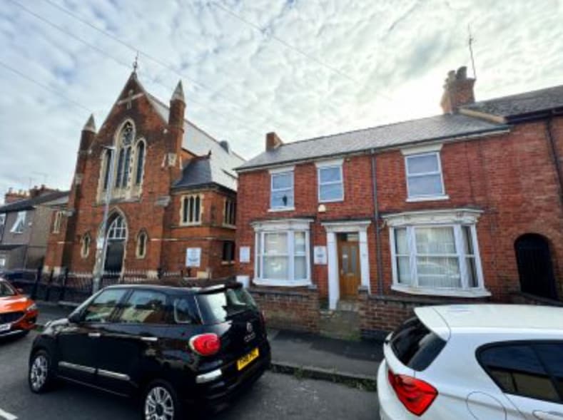 48 Cambridge St, Rugby for sale Primary Photo- Image 1 of 3