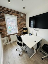 116A Golders Green Rd, London for lease Interior Photo- Image 2 of 8