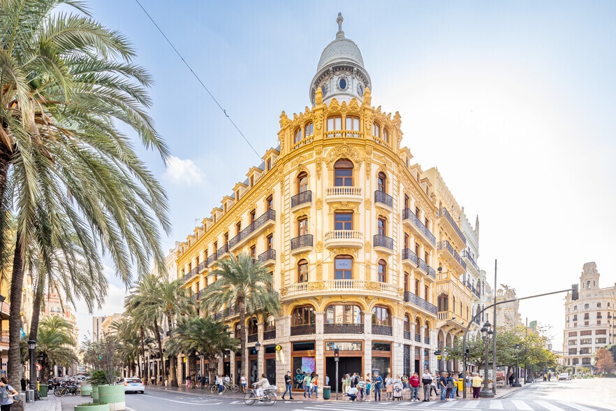 Carrer de les Barques, 2, València, Valencia for lease - Primary Photo - Image 1 of 5