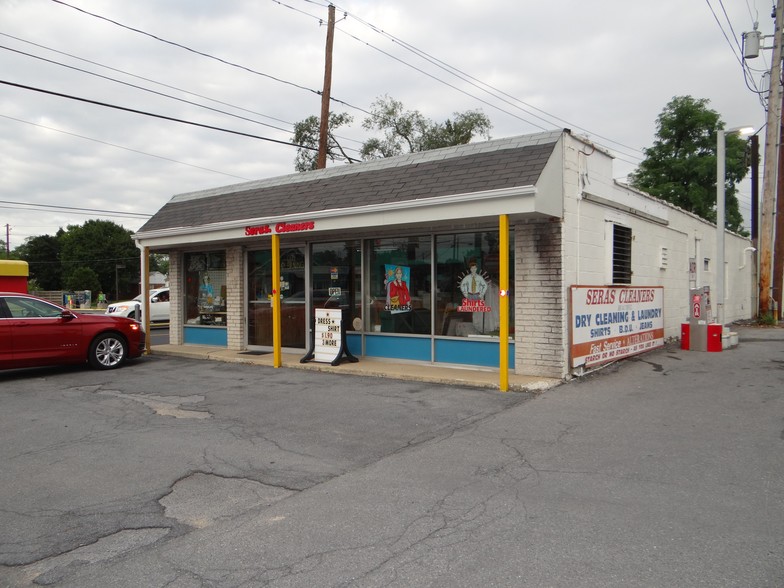 700 N Hanover St, Carlisle, PA for sale - Building Photo - Image 1 of 1