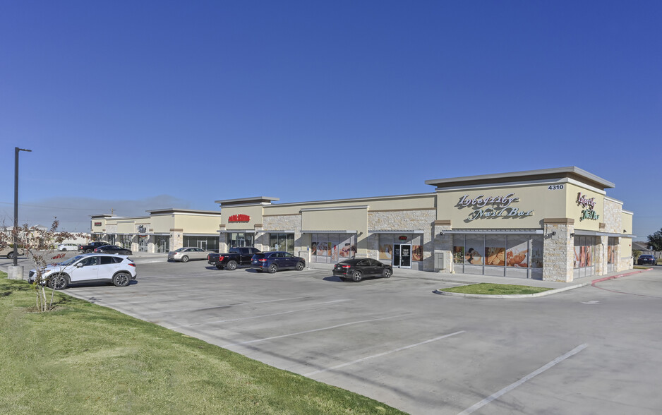 4300 Clear Creek Rd, Killeen, TX for lease - Building Photo - Image 1 of 5