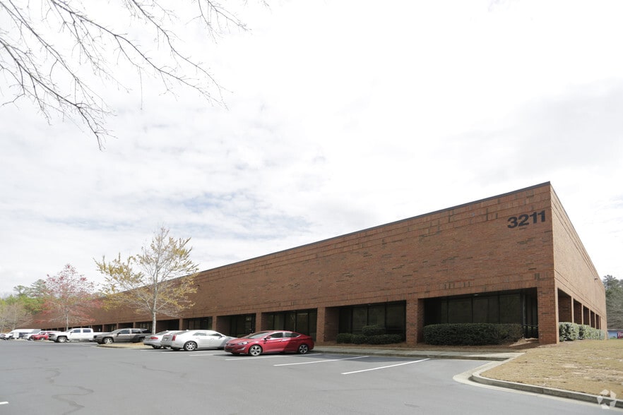 3211 Shawnee Industrial Way, Suwanee, GA for sale - Primary Photo - Image 1 of 1