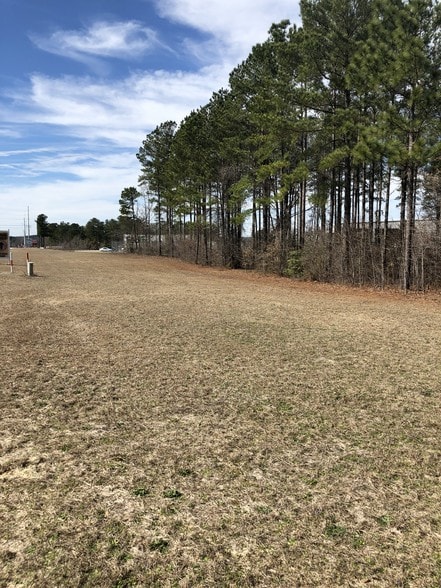 8311 Fayetteville Rd, Raeford, NC for sale - Other - Image 1 of 1