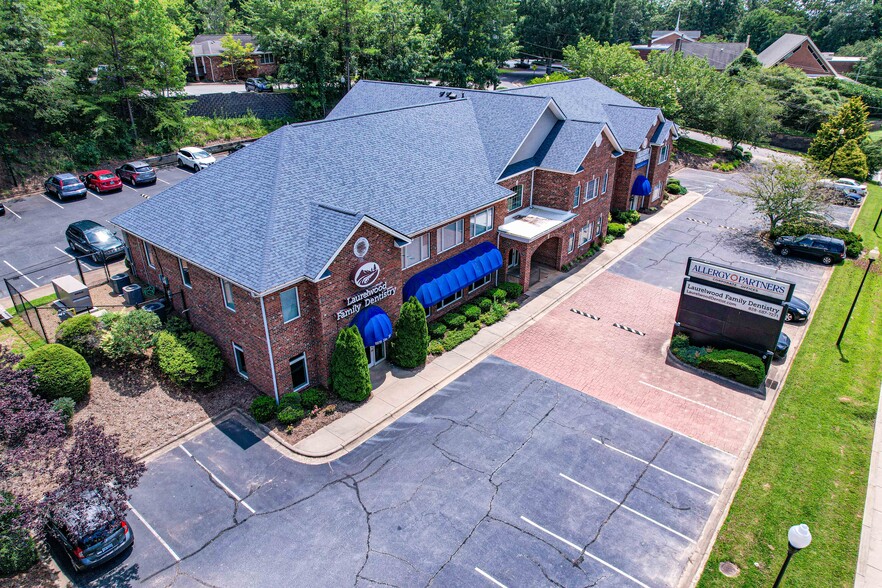 1978 Hendersonville Rd, Asheville, NC for sale - Building Photo - Image 3 of 8