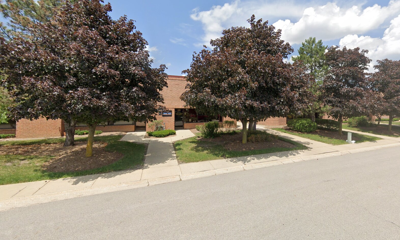 636 Pratt Ave N, Schaumburg, IL for sale Building Photo- Image 1 of 1