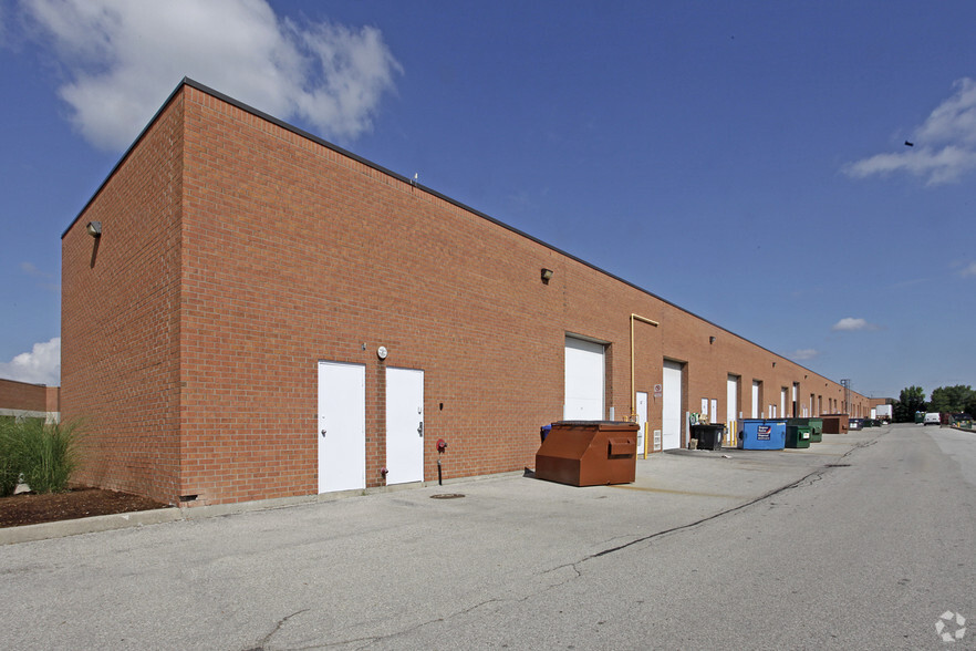 3176 Ridgeway Dr, Mississauga, ON for lease - Building Photo - Image 2 of 2