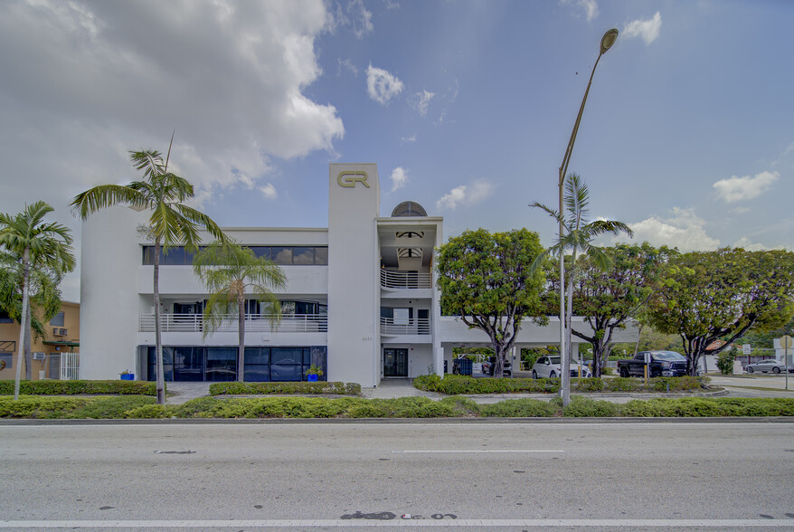 2455 SW 27th Ave, Miami, FL for lease - Building Photo - Image 3 of 102