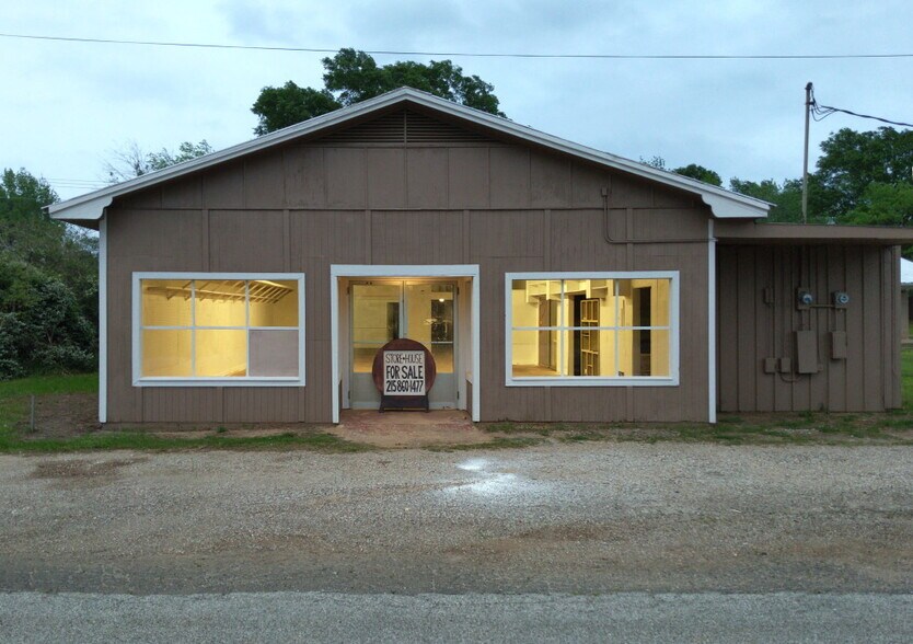 1948 Tenaha St, Center, TX for lease - Building Photo - Image 3 of 17