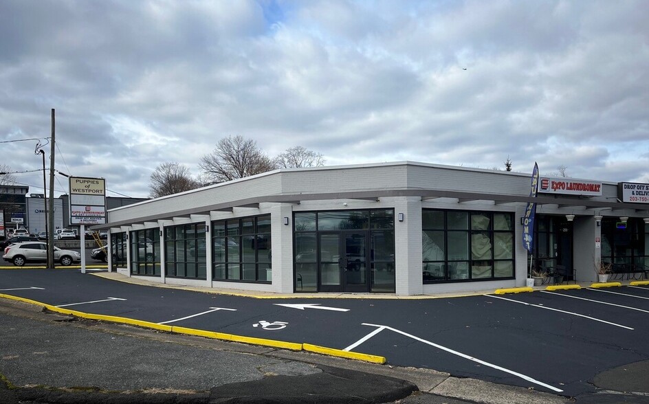 255 Westport Ave, Norwalk, CT for lease - Building Photo - Image 1 of 1