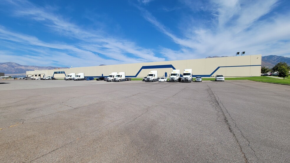 1330 W 3300 S, Ogden, UT for lease - Building Photo - Image 3 of 6