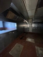 111 E Puainako St, Hilo, HI for lease Building Photo- Image 2 of 6