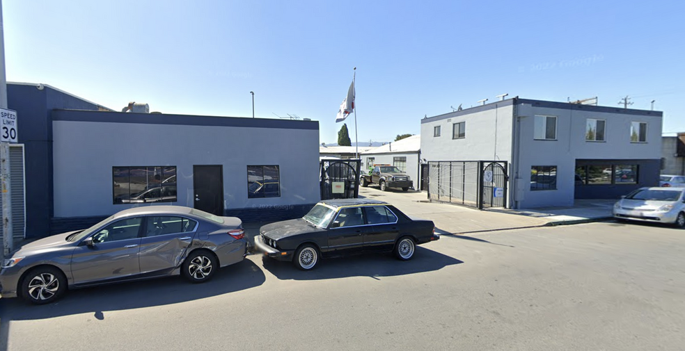 2610 Bay Rd, Redwood City, CA for lease - Building Photo - Image 1 of 4