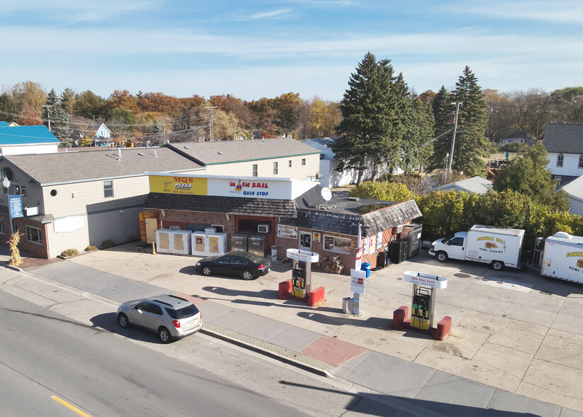 6631 Main St, Caseville, MI for sale - Building Photo - Image 1 of 12