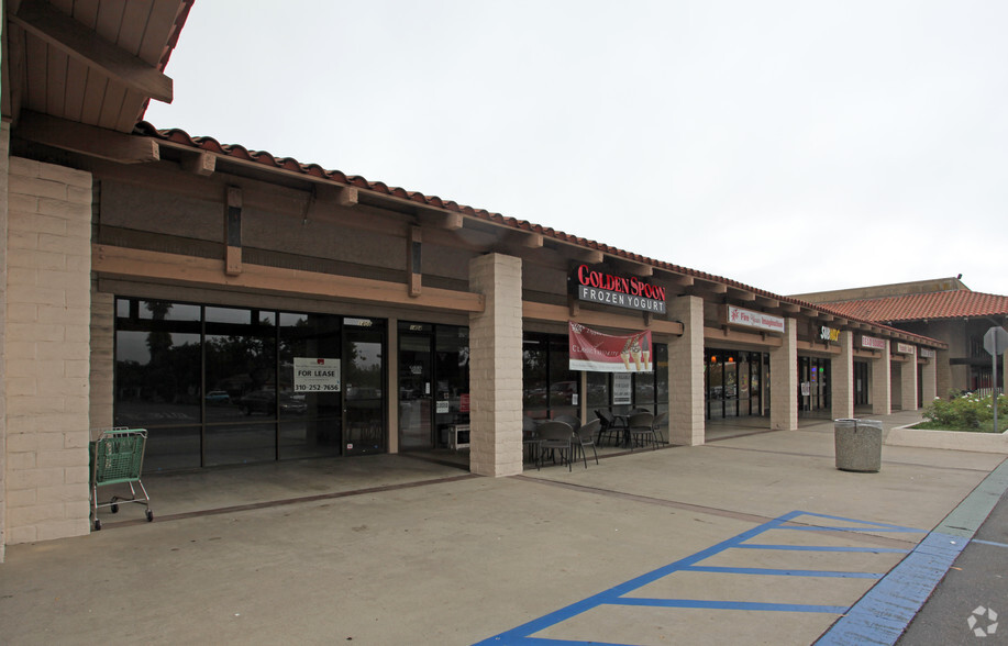 1336-1416 N Moorpark Rd, Thousand Oaks, CA for lease - Building Photo - Image 2 of 7