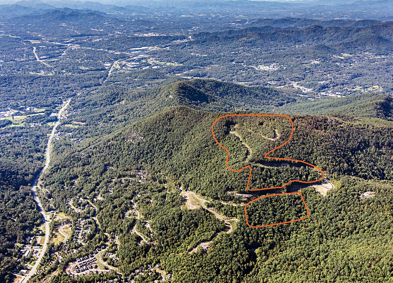 10 Southcliff Pky, Fairview, NC 28730