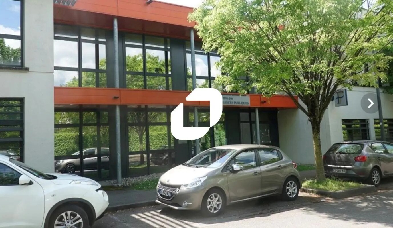 Office in SAINT-MARTIN-D'HERES for lease Building Photo- Image 1 of 12