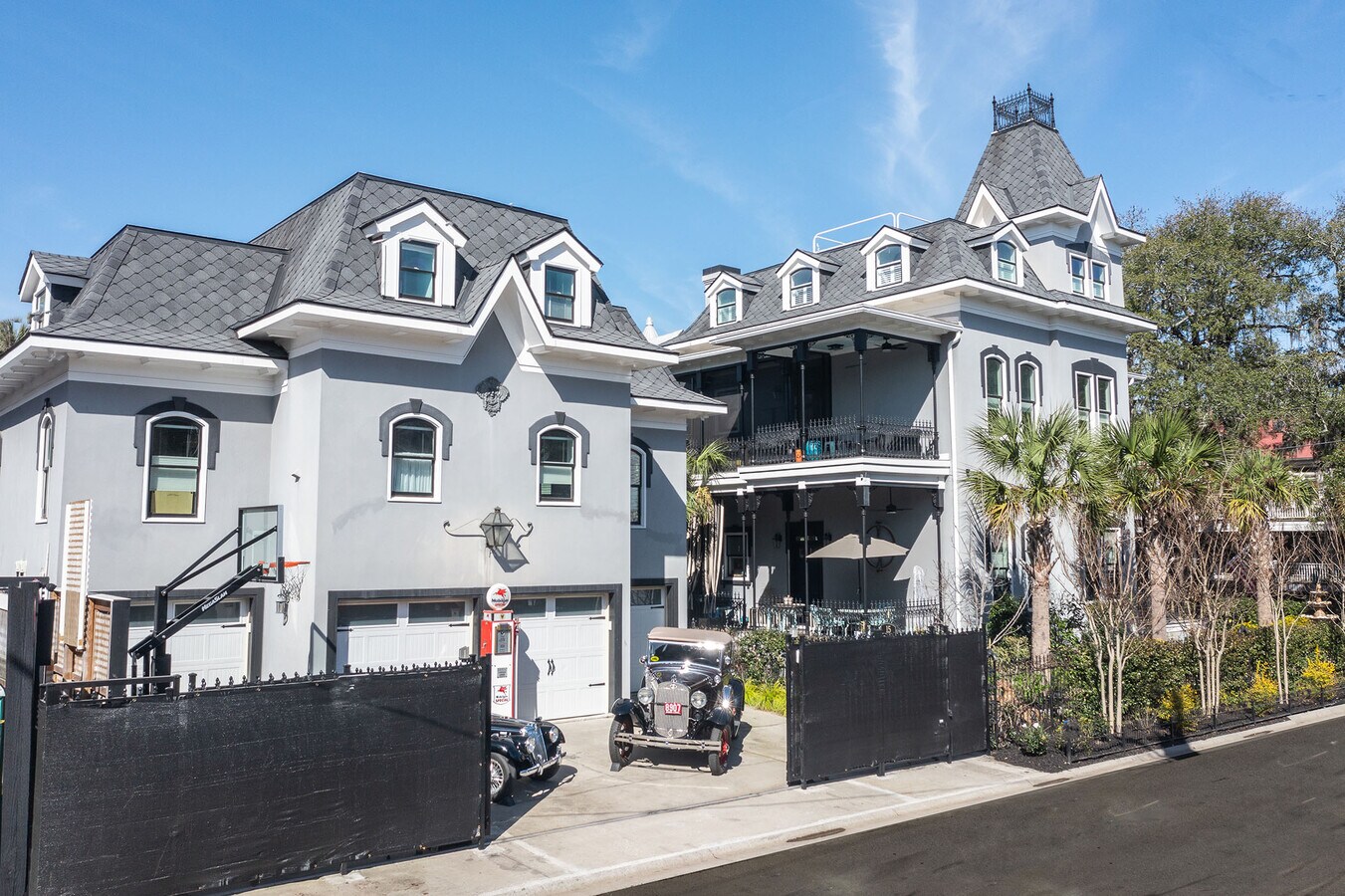 15 W 37th St, Savannah, GA 31401