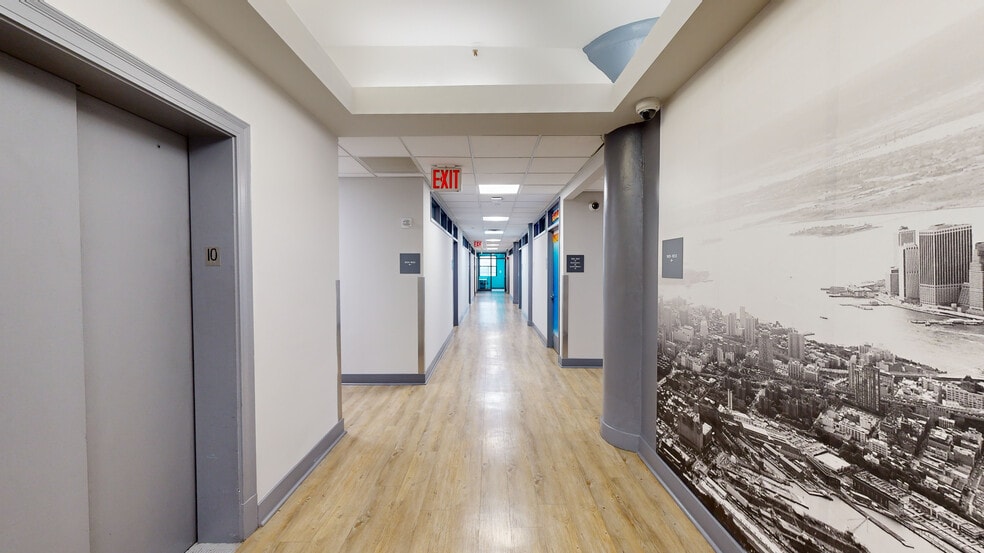 131 Varick St, New York, NY for lease - Matterport 3D Scan - Image 2 of 18