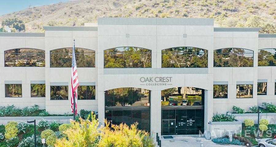 31248 Oak Crest Dr, Westlake Village, CA for lease - Building Photo - Image 1 of 5