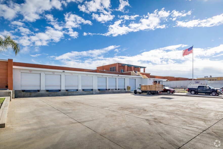 9441-9477 N Opal Ave, Mentone, CA for lease - Building Photo - Image 1 of 21