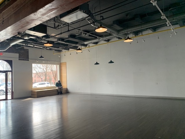 162-164 College St, Burlington, VT for lease - Interior Photo - Image 2 of 7