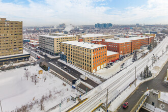 600 Rue Chabanel O, Montréal, QC - aerial  map view