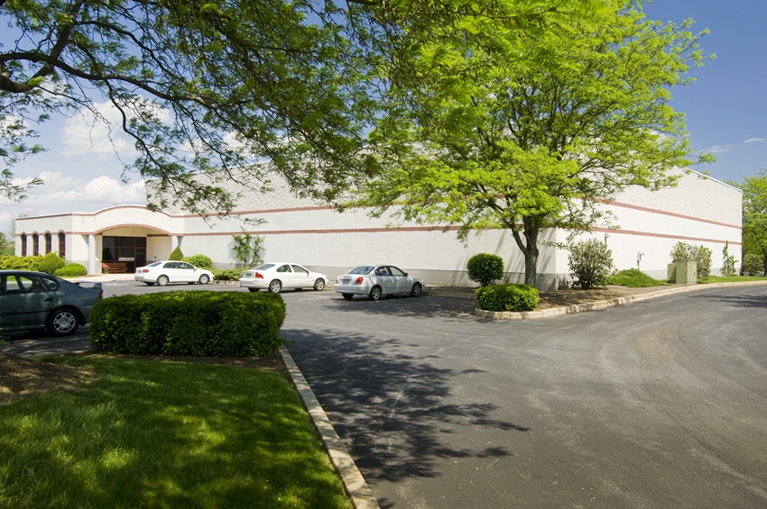 1834 Freedom Rd, Lancaster, PA for lease - Primary Photo - Image 1 of 3