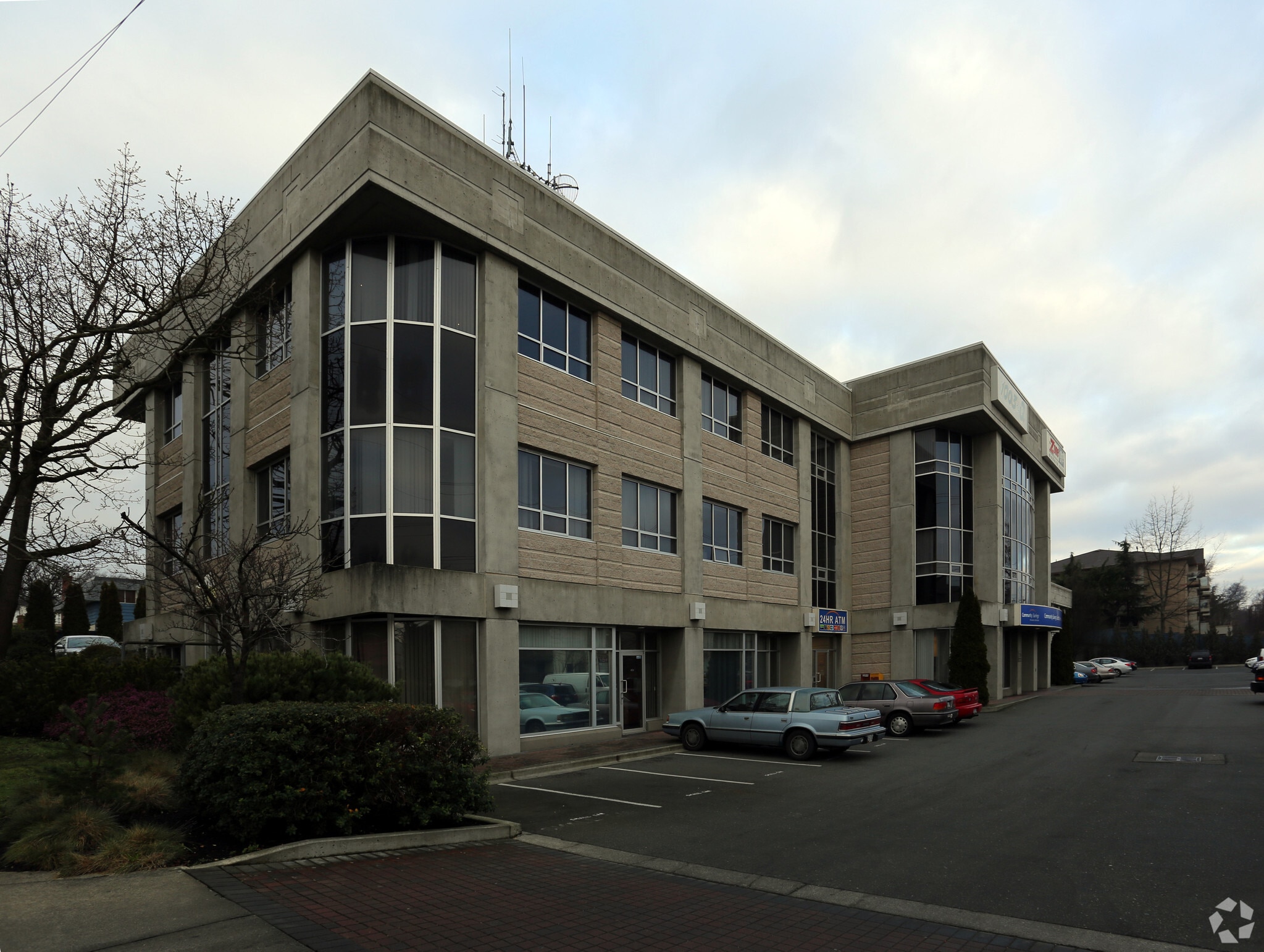 2750 Quadra St, Victoria, BC for lease Primary Photo- Image 1 of 6