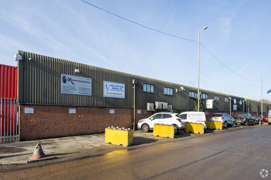 Purfleet Industrial Park, South Ockendon for sale - Primary Photo - Image 1 of 1