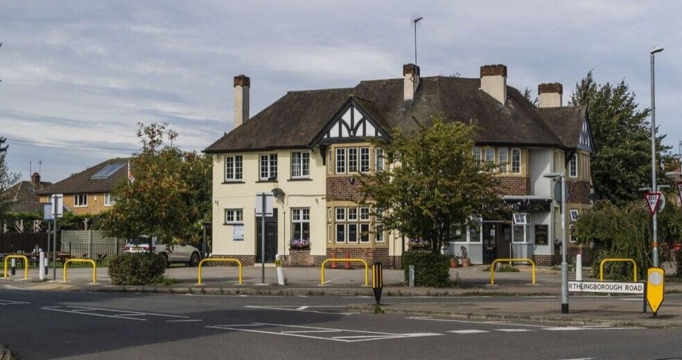 102 Senwick Rd, Wellingborough, NN8 1NJ