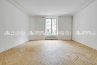 51-55 Avenue Montaigne, Paris for lease Interior Photo- Image 1 of 9